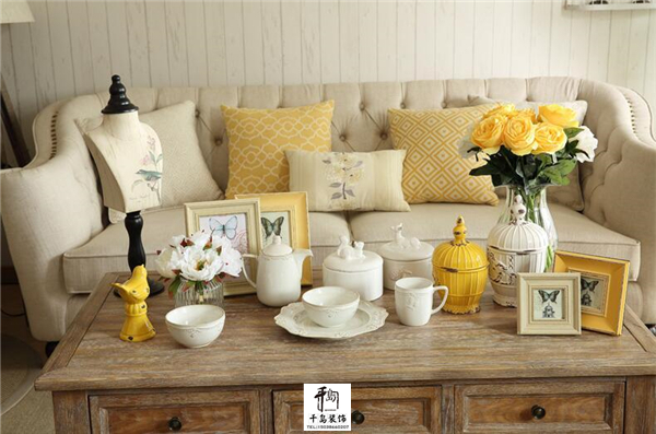 色彩運用,古樸柔和