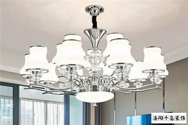 客廳唯美吊燈,牽手溫馨